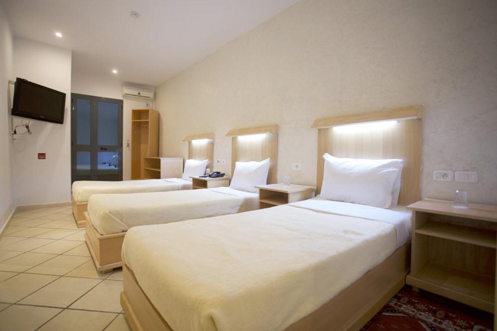 תוניס Hotel Roma מראה חיצוני תמונה