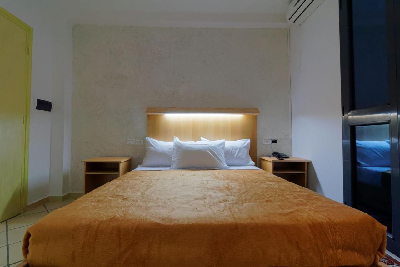 תוניס Hotel Roma מראה חיצוני תמונה